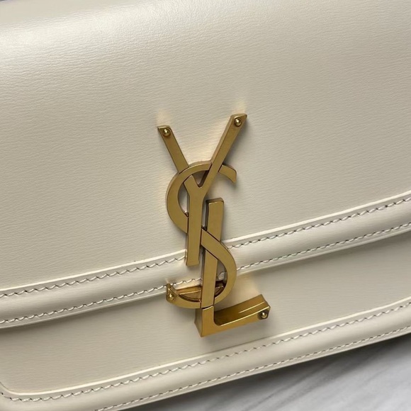 Yves Saint Laurent Cream Crossbody Bag - Picture 5 of 9